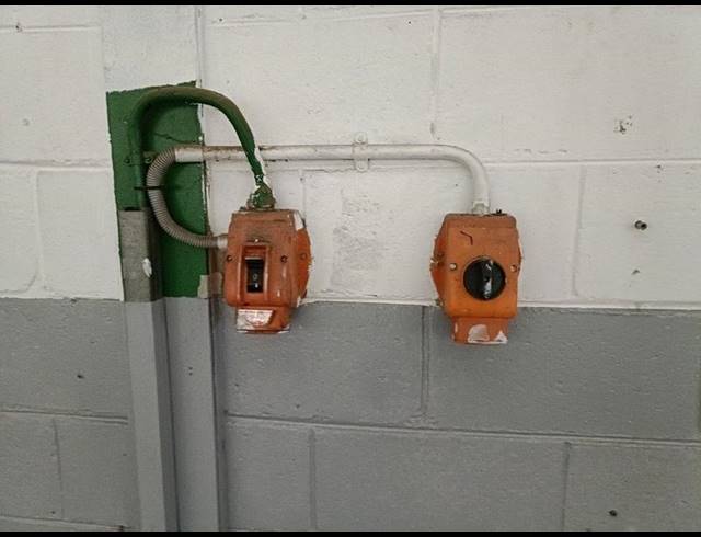 INDUSTRIAL PROPERTY TO RENT IN ROBERTVILLE